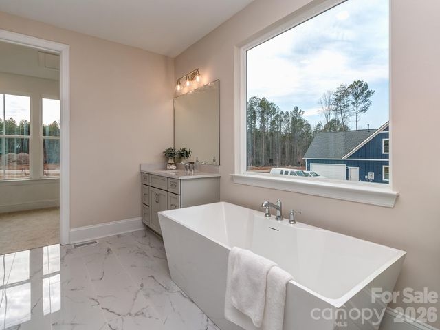 5020 Carolina North Drive, Gastonia, NC 28056