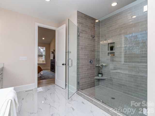 5020 Carolina North Drive, Gastonia, NC 28056