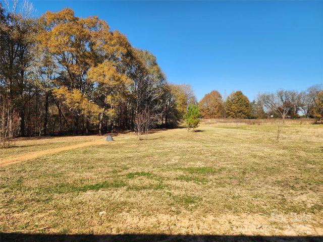 5020 Carolina North Drive, Gastonia, NC 28056