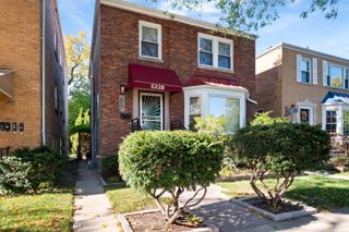 5228 N Virginia Avenue, Chicago, IL 60625