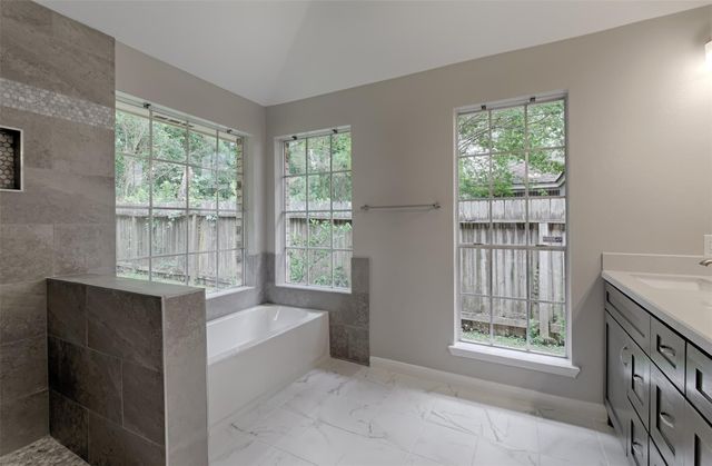 4230 Mountain Peak Way, Kingwood, TX 77345