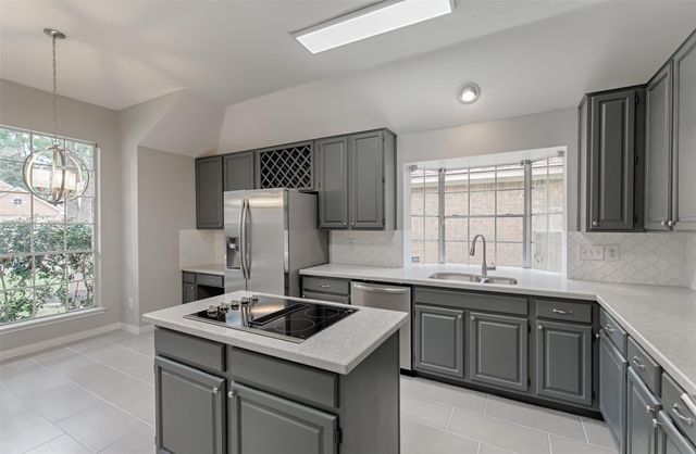 4230 Mountain Peak Way, Kingwood, TX 77345