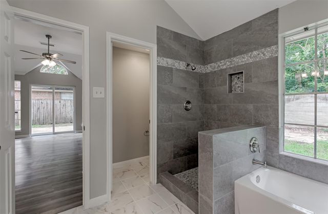 4230 Mountain Peak Way, Kingwood, TX 77345