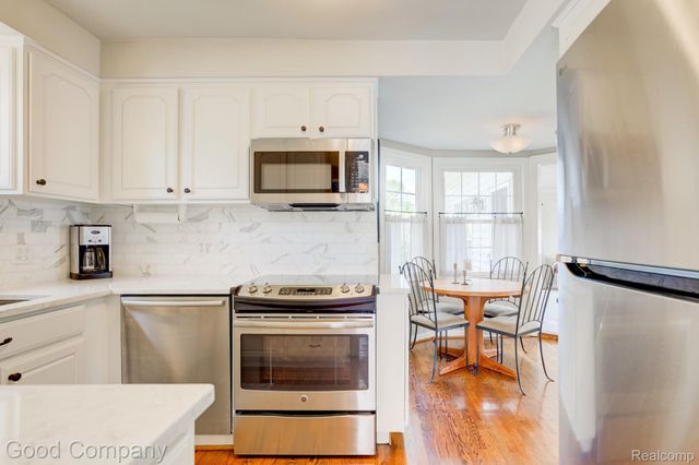 4190 Arlington Drive, Royal Oak, MI 48073