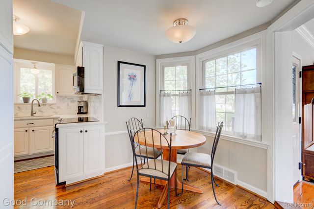 4190 Arlington Drive, Royal Oak, MI 48073
