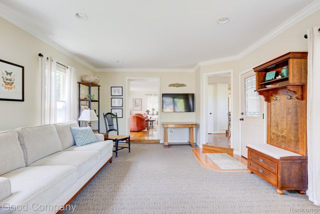 4190 Arlington Drive, Royal Oak, MI 48073