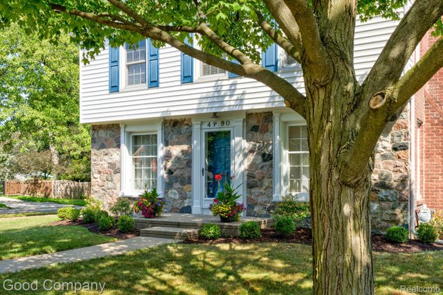 4190 Arlington Drive, Royal Oak, MI 48073