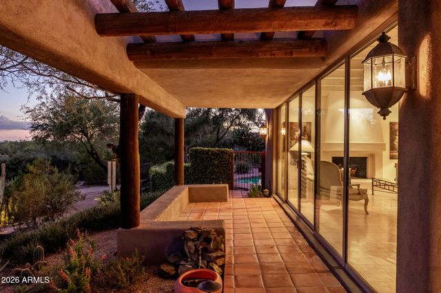 1042 N BOULDER Drive, Carefree, AZ 85377