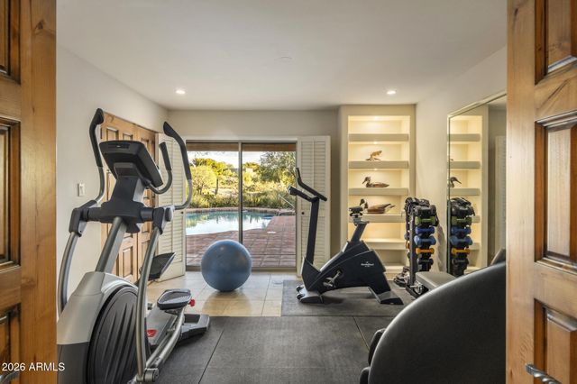 1042 N BOULDER Drive, Carefree, AZ 85377