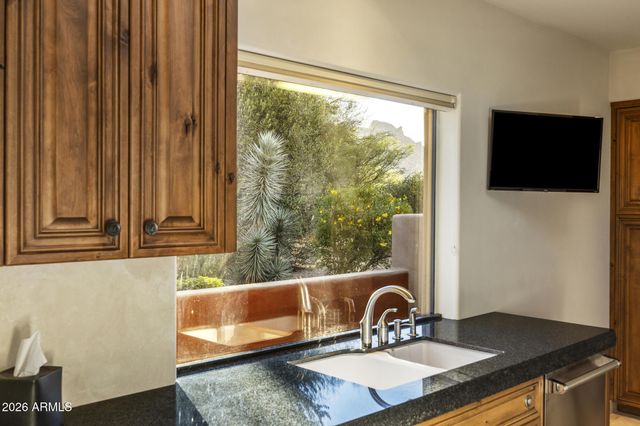 1042 N BOULDER Drive, Carefree, AZ 85377