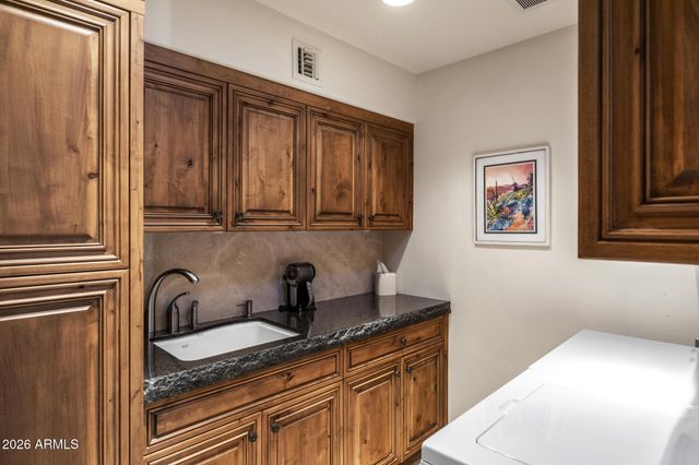 1042 N BOULDER Drive, Carefree, AZ 85377