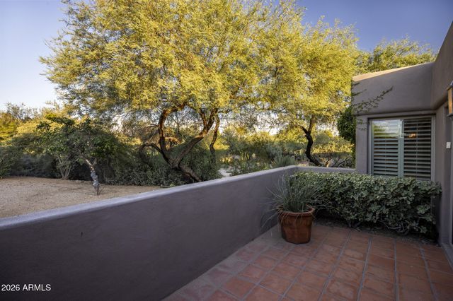 1042 N BOULDER Drive, Carefree, AZ 85377