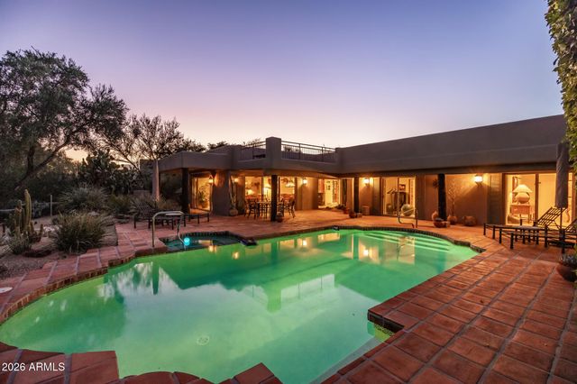 1042 N BOULDER Drive, Carefree, AZ 85377