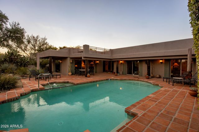 1042 N BOULDER Drive, Carefree, AZ 85377