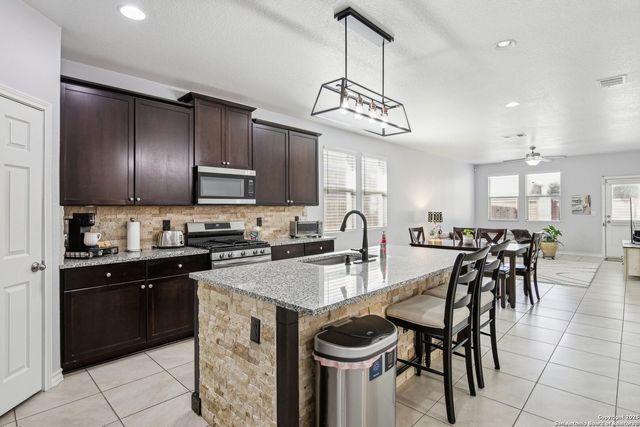 8310 Lajitas, San Antonio, TX 78254