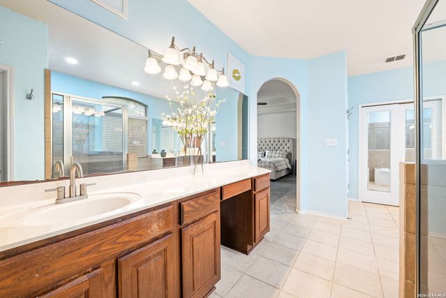 25007 WHITE CRK, San Antonio, TX 78255