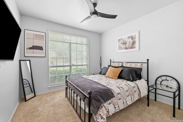 25007 WHITE CRK, San Antonio, TX 78255