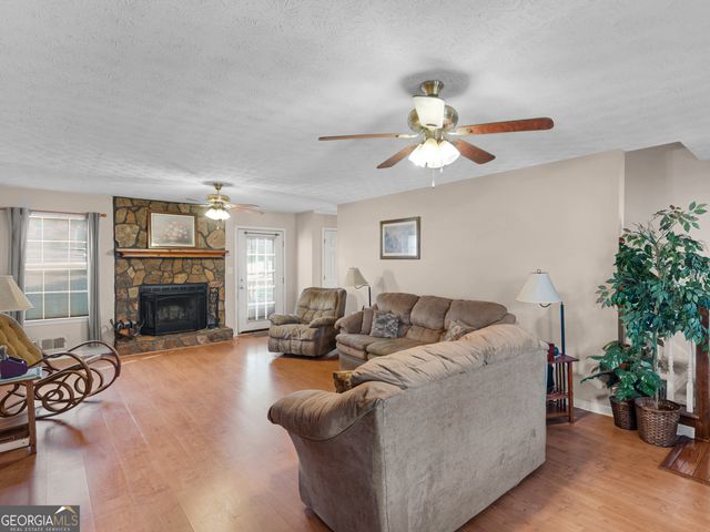 1015 Declaration Court, Mcdonough, GA 30253