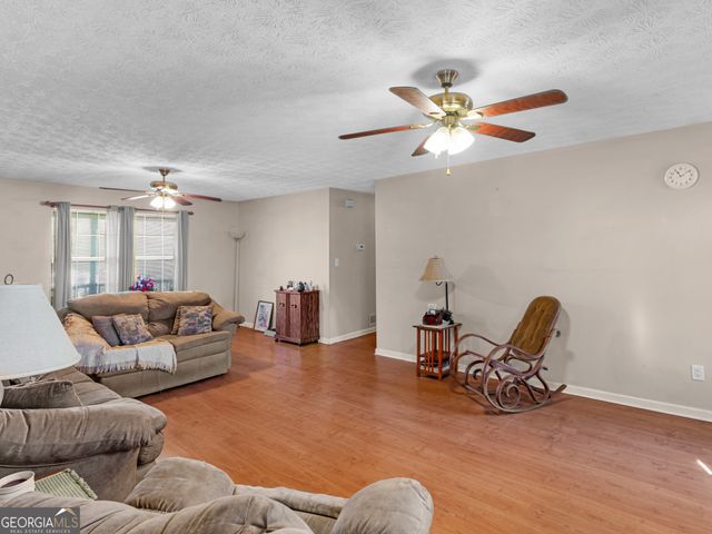 1015 Declaration Court, Mcdonough, GA 30253