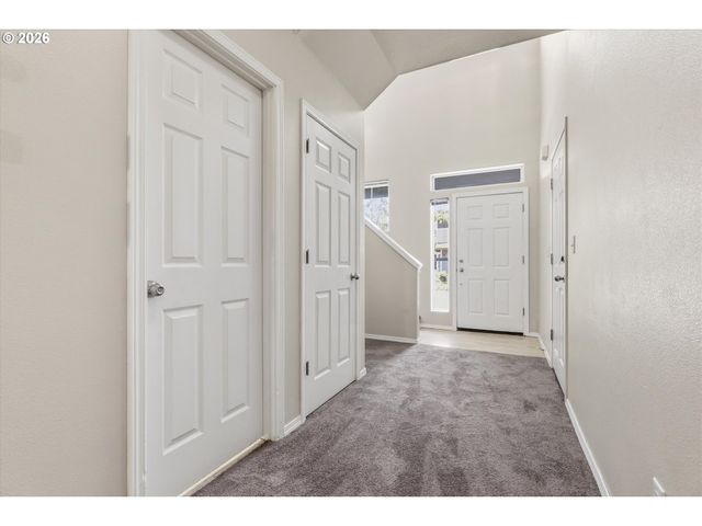 1661 Sw WRIGHT Pl, Troutdale, OR 97060