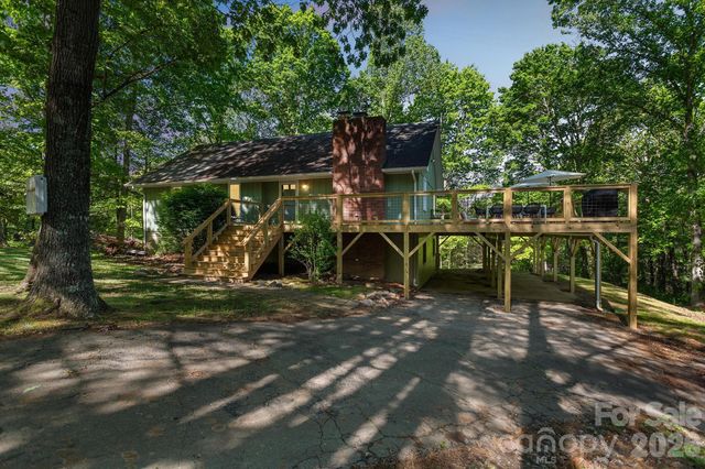52 Reynolda Drive, Asheville, NC 28803