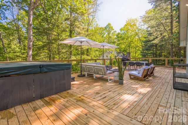 52 Reynolda Drive, Asheville, NC 28803