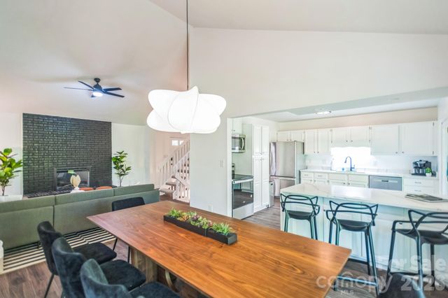 52 Reynolda Drive, Asheville, NC 28803