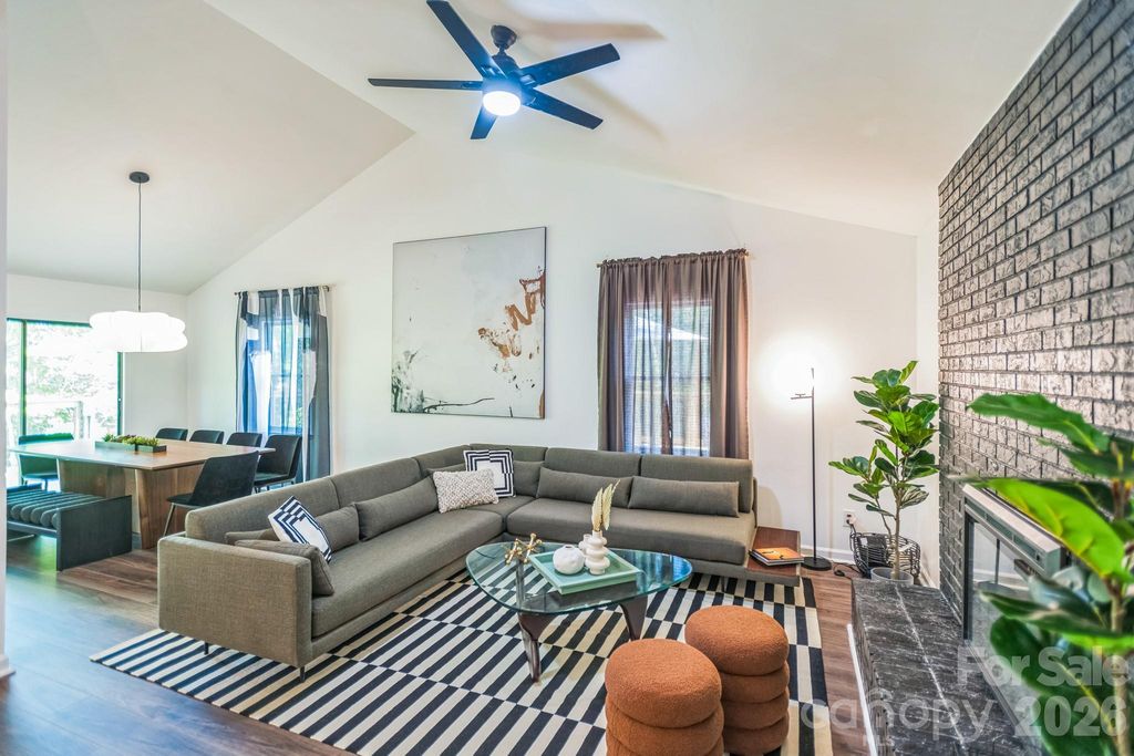 52 Reynolda Drive, Asheville, NC 28803