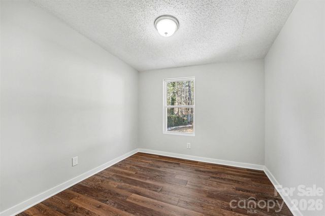 6423 Helens Way, Denver, NC 28037