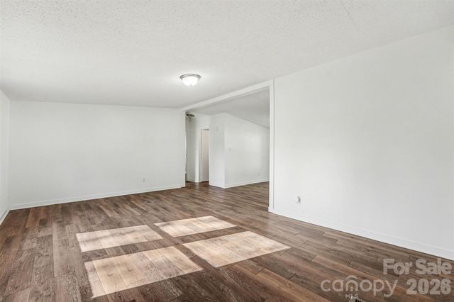 6423 Helens Way, Denver, NC 28037