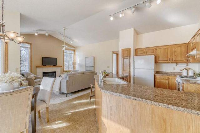 19199 Encore Court, Farmington, MN 55024