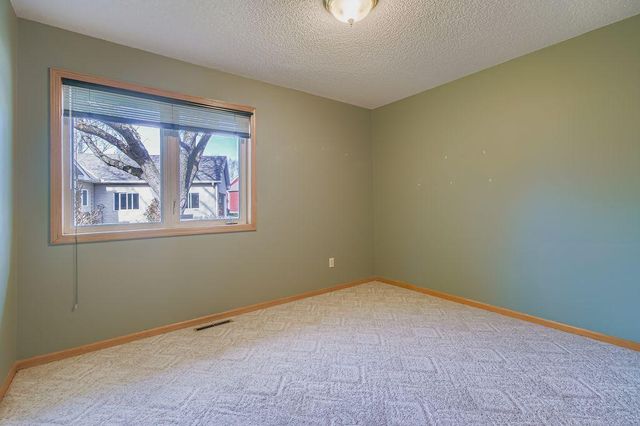 19199 Encore Court, Farmington, MN 55024