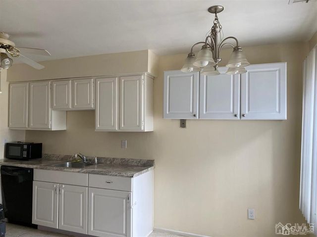 321 Sharon Garden Court, Woodbridge Proper, NJ 07095