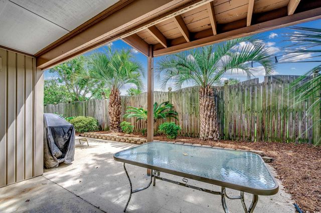 820 9th Ave. S, North Myrtle Beach, SC 29582