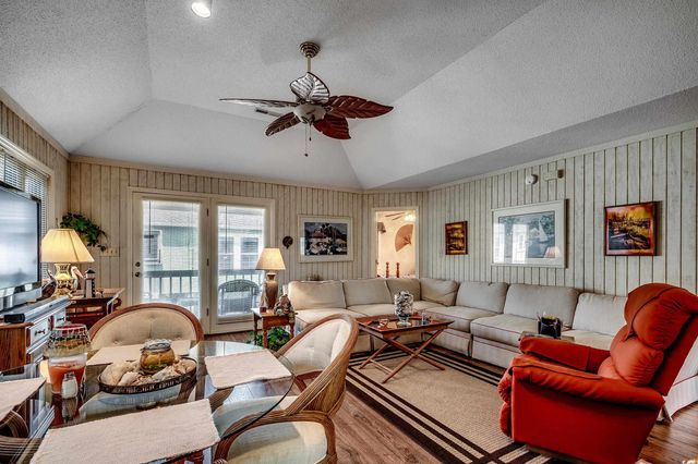 820 9th Ave. S, North Myrtle Beach, SC 29582