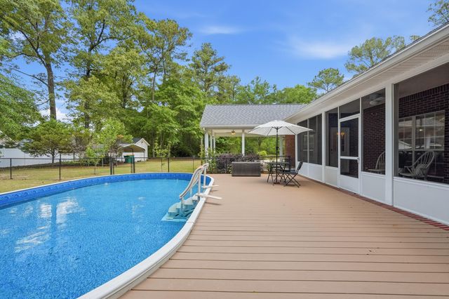 6020 Paige Lane, Crestview, FL 32536