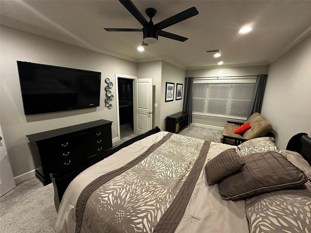 6072 MOORINGS DRIVE S, St Petersburg, FL 33712