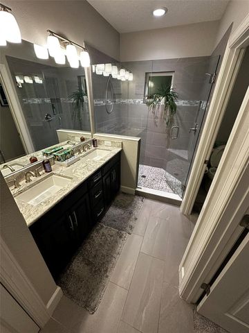 6072 MOORINGS DRIVE S, St Petersburg, FL 33712