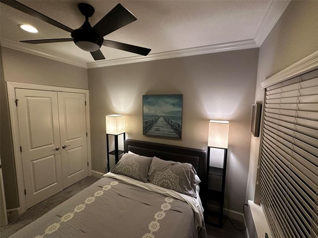 6072 MOORINGS DRIVE S, St Petersburg, FL 33712