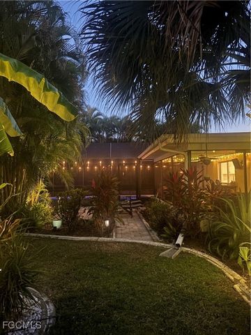 5217 Elm CT, Cape Coral, FL 33904