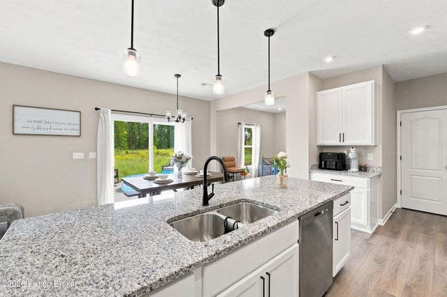 254 Rising Sun Ct, Shepherdsville, KY 40165