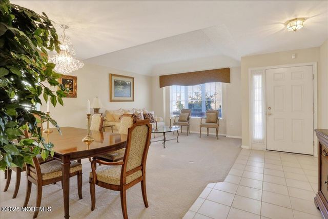 24 Shadow Creek Court, Jackson, NJ 08527