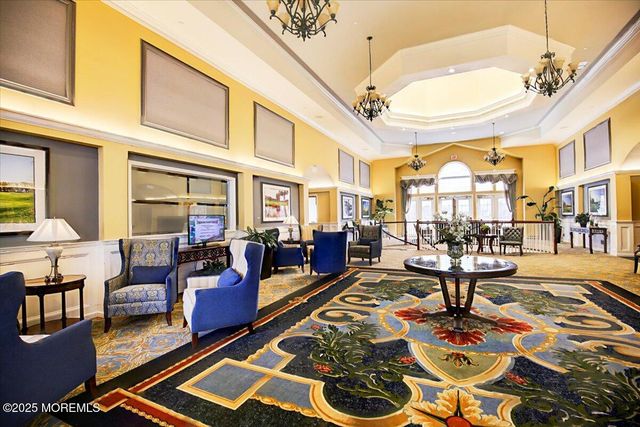 24 Shadow Creek Court, Jackson, NJ 08527