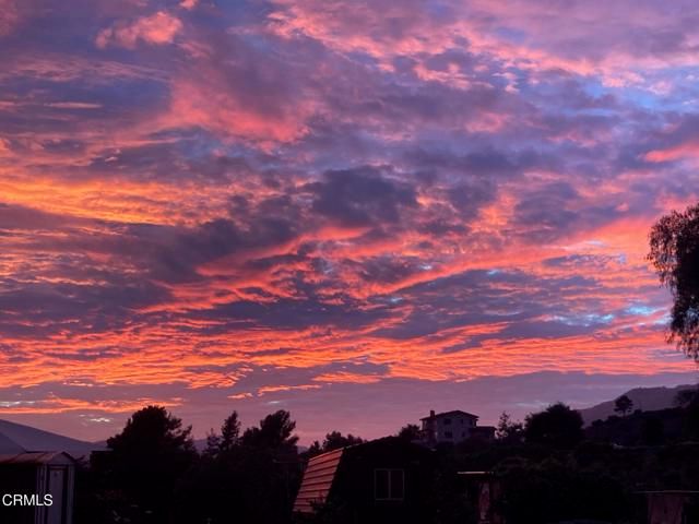 3689 Fair Oaks Avenue, Altadena, CA 91001