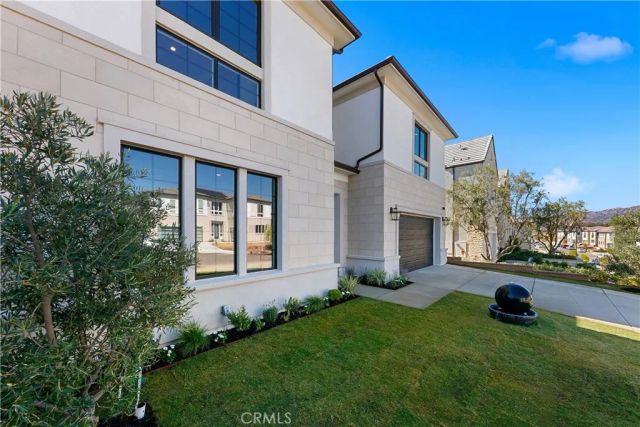 20500 Edgewood Court, Chatsworth, CA 91311