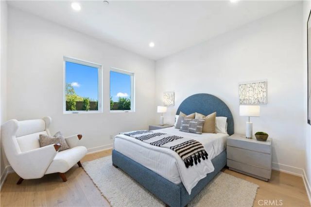 20500 Edgewood Court, Chatsworth, CA 91311