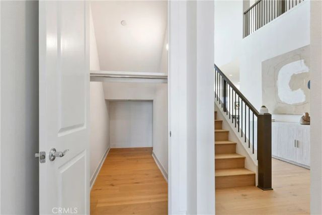 20500 Edgewood Court, Chatsworth, CA 91311