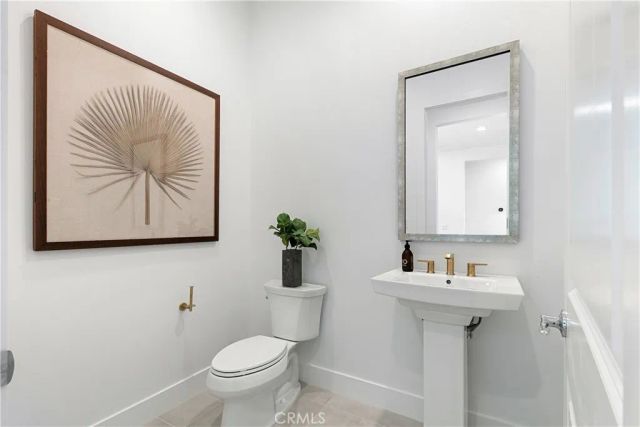 20500 Edgewood Court, Chatsworth, CA 91311