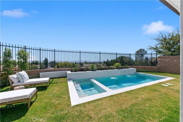 20500 Edgewood Court, Chatsworth, CA 91311