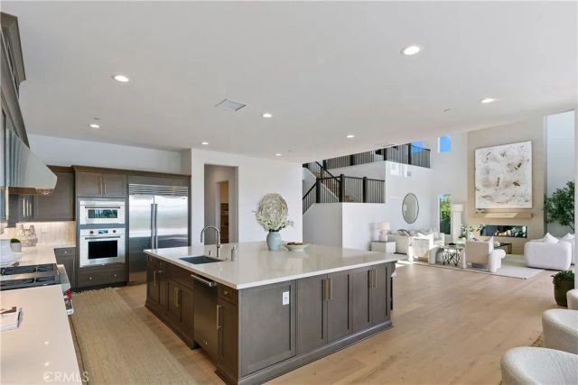 20500 Edgewood Court, Chatsworth, CA 91311